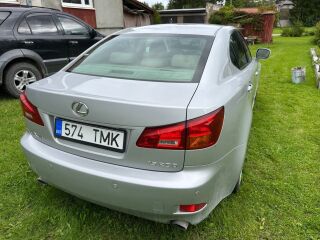 Lexus IS 250 2.5 153kW