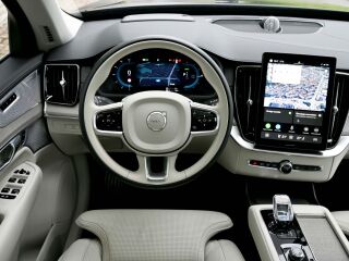 Volvo XC90 AWD 4C B&W LUXURY BRIGHT 7 XENIUM INTELLI SAF 2.0 T8 Plug-in Long range 335kW