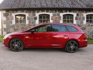 SEAT Leon Cupra 2.0 R4 221kW
