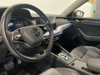 Skoda Octavia Elegance 1.5 TSI m-Hybrid 110кВ