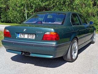 BMW 735 3.5 V8 173kW