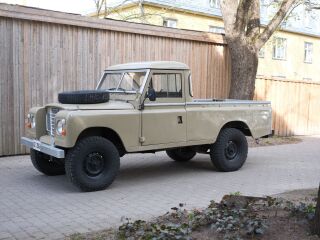 Land Rover Series III 3.5 V8 67kW