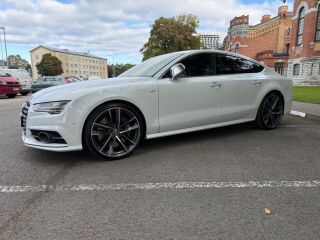 Audi S7 V8 331kW