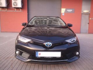 Toyota Auris 1.8 100kW