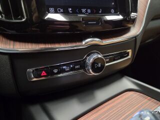 Volvo XC60 Plus Bright 2.0 184kW