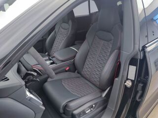 Audi RS Q8 4.0 V8 TFSI 441кВ