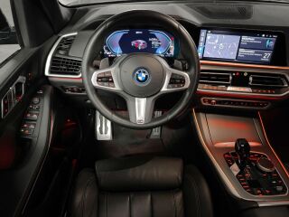 BMW X5 xDrive 45e M-Sportpakett Plug-In-Hybrid 3.0 290kW