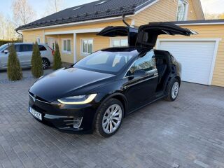 Tesla Model X 75D AWD 158kW