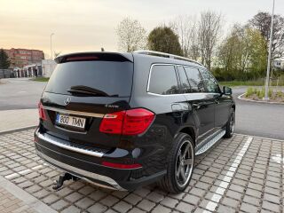 Mercedes-Benz GL 450 4.7 V8 270kW