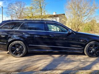 Mercedes-Benz E 300 3.5 V6 225kW