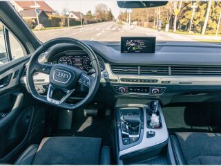 Audi Q7 e-tron S-line 3.0 V6 TDI 190кВ