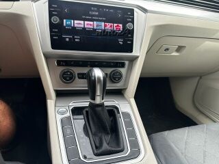 Volkswagen Passat 1.6 88kW