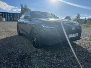 Audi Q8 S-line 3.0 210kW