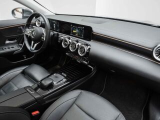Mercedes-Benz CLA 200 2.0 110kW