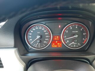BMW 325 M-Pakett xDrive 2.5 160kW