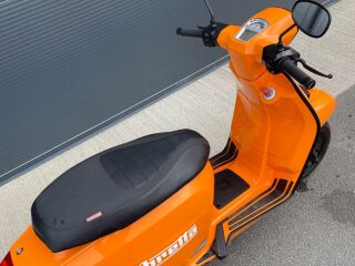 LAMBRETTA V50 SPECIAL EDITION XS1P37QMA-2A 2kW
