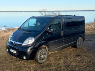 Opel Vivaro Tour Stealth Camper Autoelamu 2.0 CDTI 84kW