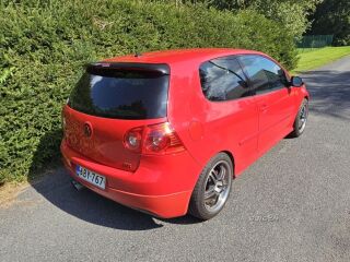 Volkswagen Golf GTI 2.0 147kW