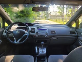 Honda Civic Elegance Hybrid 1.3 70kW