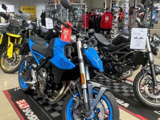 Suzuki GSX-8S
