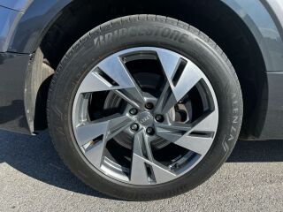 Audi e-tron 50 Quattro 230кВ