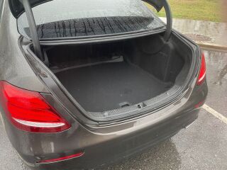 Mercedes-Benz E 220 2.0 143kW