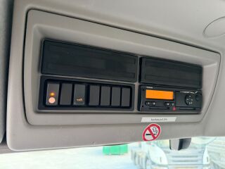 Volvo FE 330 Side open