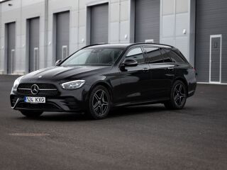 Mercedes-Benz E 300 E300e AMG 2.0 155kW