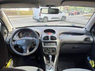 Peugeot 206 1.4 55kW