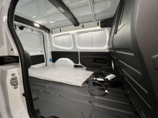 Nissan Townstar Van N-Connecta L2 51kW