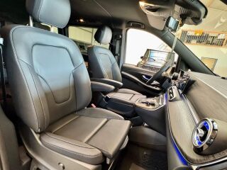 Mercedes-Benz V 300 Extra Lang 4matic AMG 2.0 R4 174kW