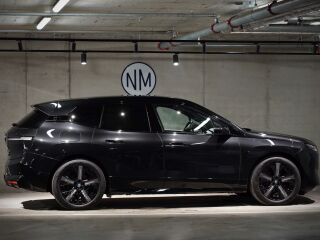 BMW iX xDrive 40 Sports Package xDrive 240кВ