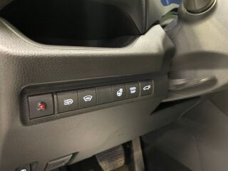 Toyota RAV4 Luxury 2.5 131кВ