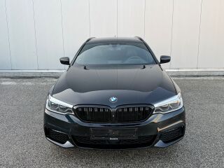 BMW 530 Touring xDrive M sportpakett H&K LED 3.0 d 195кВ