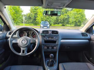 Volkswagen Golf 1.6 66kW