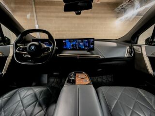 BMW iX xDrive 40 Sport Package 102кВ