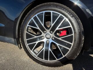 Porsche Taycan 4s 420kW battery plus 420kW