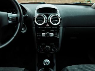 Opel Corsa 1.4 64kW