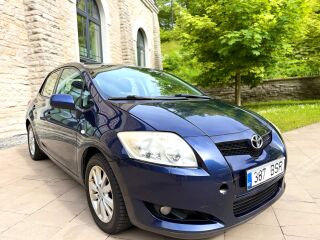 Toyota Auris Comfort 2.0 93kW