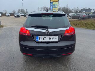 Opel Insignia 2.0 118kW