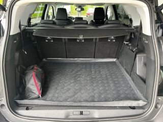 Peugeot 5008 Allure 1.2 96kW