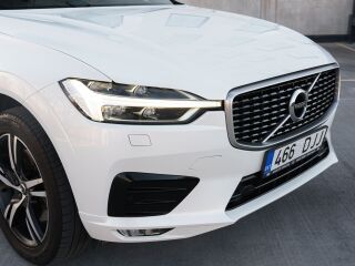 Volvo XC60 R-Design D5 AWD 2.0 173kW