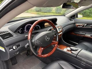 Mercedes-Benz CL 550 4-MATIC 4.7 V8 320kW