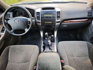 Toyota Land Cruiser 3.0 122kW