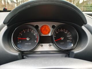 Nissan Qashqai 2.0 104кВ