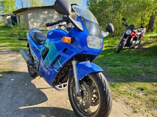 Suzuki GSX 750F R4 72kW