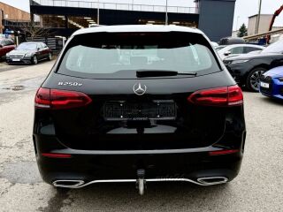 Mercedes-Benz B 250 e 8G-DCT AMG 1.3 160kW