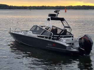Anytec 800R Mercury V8 500R 373kW