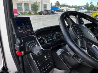 Scania R580 B6X2NB 16.0 V8 427kW
