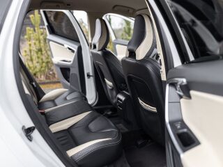 Volvo XC60 R-Design Finish Facelift 2.0 120kW
